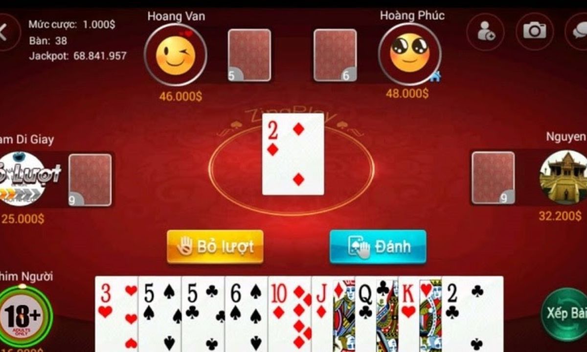 Sâm lốc online với nhiều cải tiến thú vị hơn các tựa game bài truyền thống luôn thu hút được đông đảo người chơi tham gia