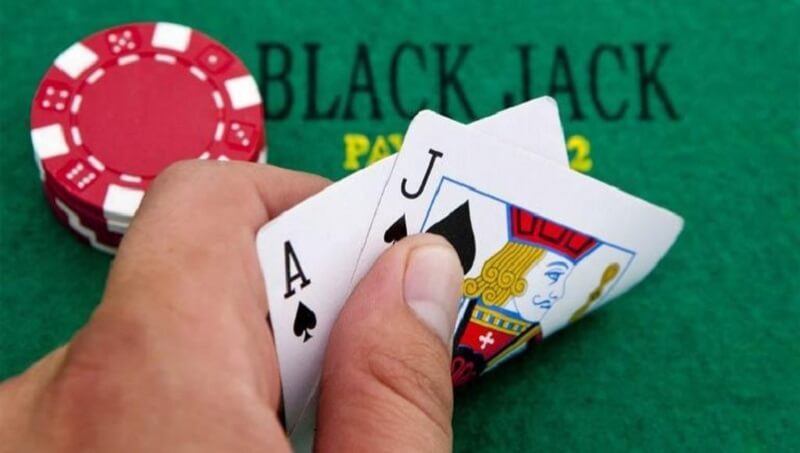 Luật Chơi Blackjack Cơ Bản Tại Sky88