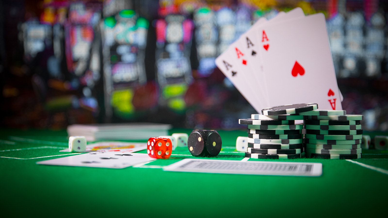 Ưu điểm nổi bật khi chơi game poker đổi thưởng WW88