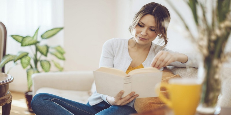 Sách Tiểu Thuyết – Thế Giới Của Trí Tưởng Tượng Và Cảm Xúc