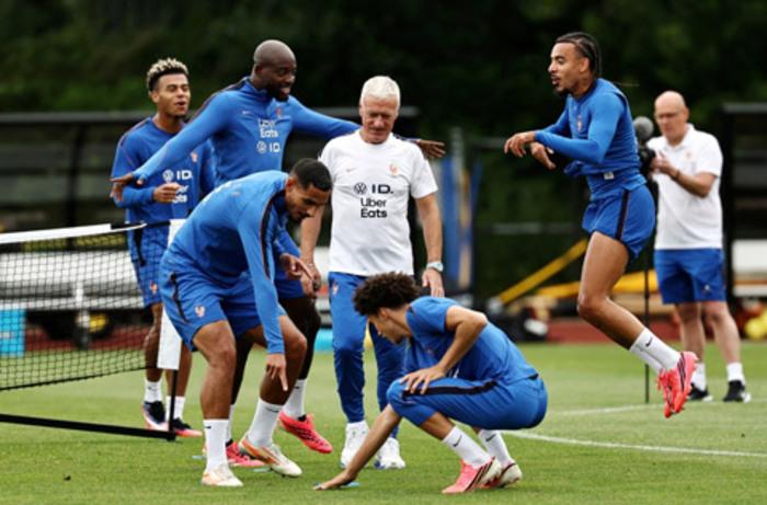 Deschamps và bí quyết đưa tuyển Pháp ba kỳ World Cup liên tiếp vào bán kết - 3